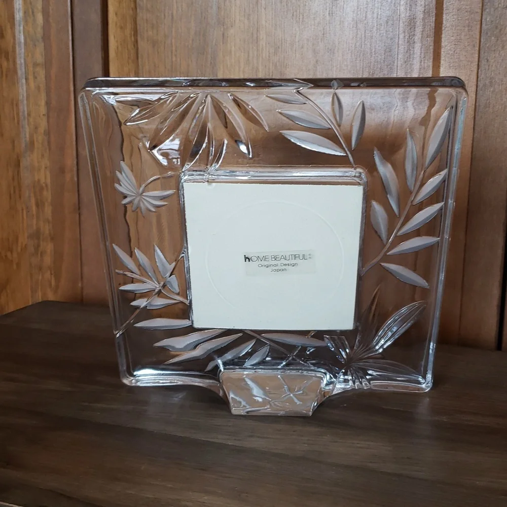 Home Beautiful Botanical Etched Glass Picture Frame